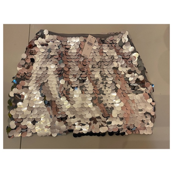 NWT Anthropologie Endless Rose Sequin Mini Skirt in Silver  Size Small - Picture 6 of 7